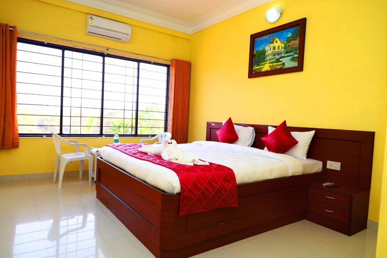 Hotel Manik Moti โลนาวาลา ภายนอก รูปภาพ